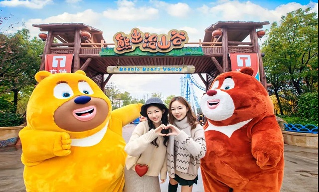 【春节方特】宁波方特东方神话+杭州湾湿地公园+鹤鸣古镇纯玩2日游！入住五星杭州湾世纪金源大饭店，打卡方特东方神话，探寻典型江南古镇，游玩‘鸟类’天堂