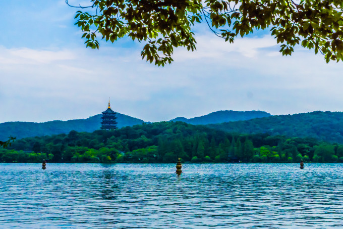 杭州西湖+乌镇东栅+普陀祈福+南塘老街纯玩四日游